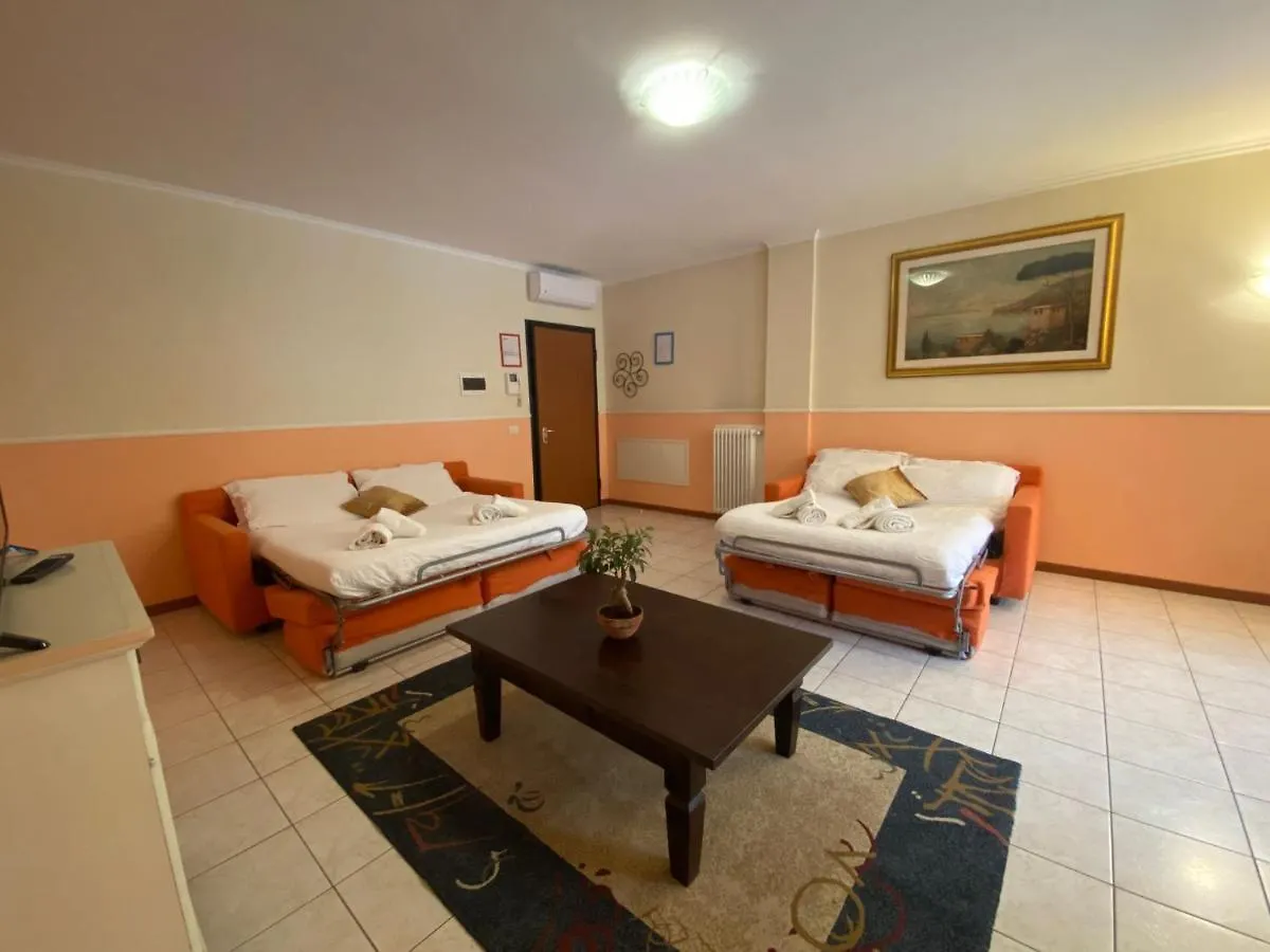 Ferretti Residence Garda Palace Peschiera del Garda Apartmanhotel