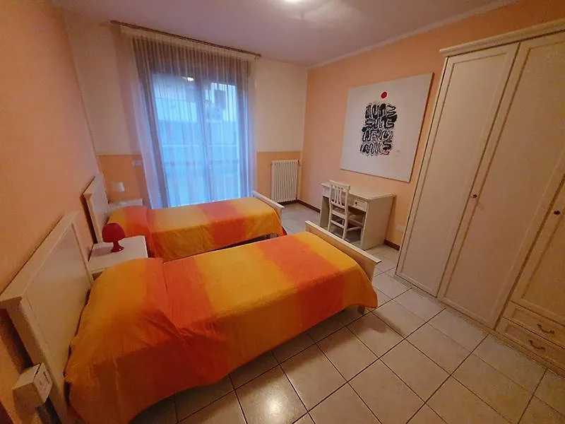 Ferretti Residence Garda Palace Peschiera del Garda 4*,
