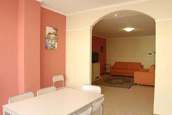Apartmanhotel Ferretti Residence Garda Palace Peschiera del Garda