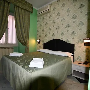 Ferrarese Hotel Rom